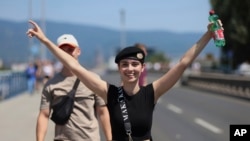 Thompsonovi fanovi pripremaju se za početak koncerta, Zagreb, 5. juli 2025.
