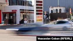 În luna martie, prețul benzinei și motorinei în R. Moldova a crescut cu o viteză record, ajungând, pe 24 martie, la 29,04 lei litrul de benzină 95 și la 30,18 lei litrul de motorină