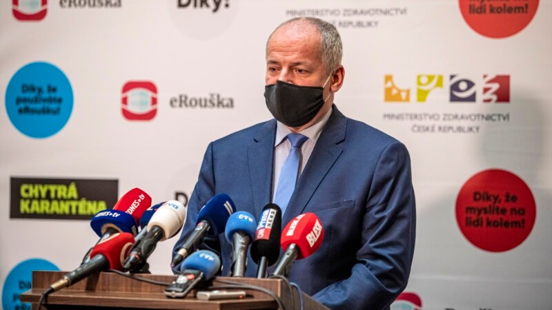 Чешкиот министер за здравство ги крши мерките против коронавирус, премиерот бара оставка