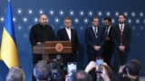 Ukrainian Defense Minister Rustem Umerov (left), who headed the delegation, is joined by Deputy Foreign Minister Serhiy Kyslytsya (second left) and delegation member Oleksandr Bevz (right) at a press conference in Istanbul on June 2. 