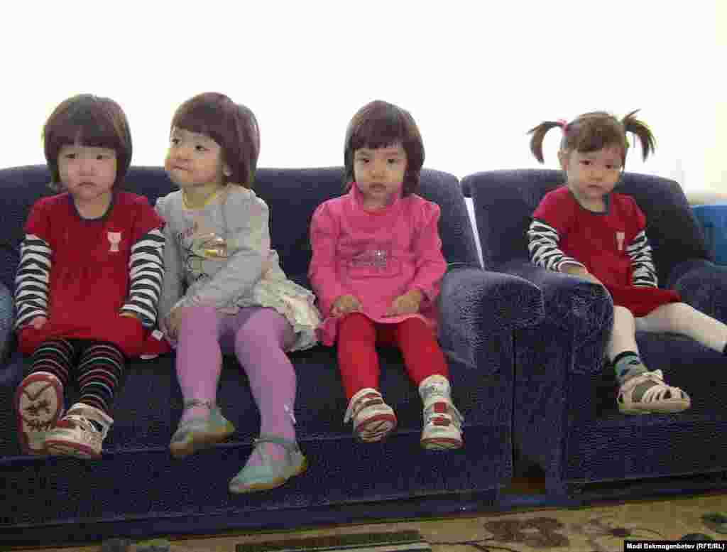 Жанайша, Бекайша, Нурайша и Гульайша в детском саду. Алматы, 28 февраля 2013 года.