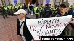 Канали «112 Україна», NewsOne та Zik належать Тарасу Козаку, соратнику Віктора Медведчука