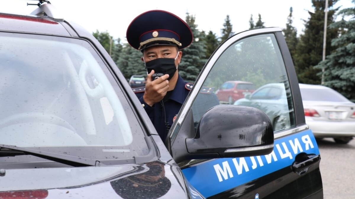Жапаров прокомментировал инициативу наделения участковых полномочиями проверять бизнес - Vimarsana News