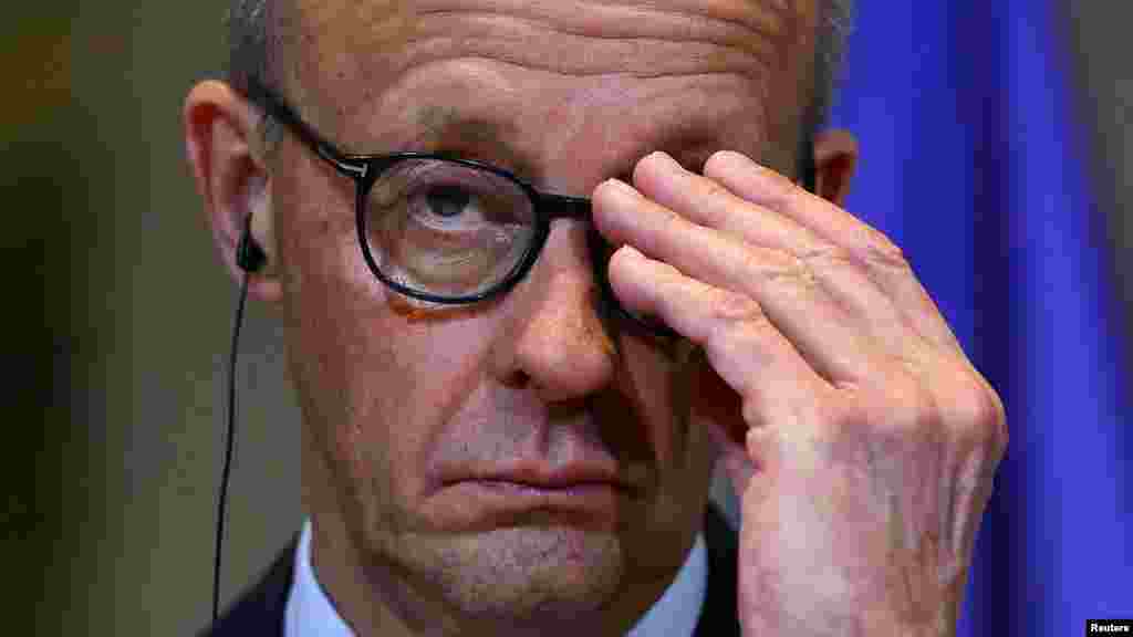 24 თებერვალი - გერმანიაში, ბუნდესტაგის ვადამდელ არჩევნებში ფრიდრიხ მერცის კონსერვატიულმა ბლოკმა „ქრისტიან-დემოკრატიულმა/ქრისტიან-სოციალურმა კავშირმა“ გაიმარჯვა. 