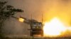 Një HIMARS amerikan duke hedhur raketa. (Fotografi nga arkivi)