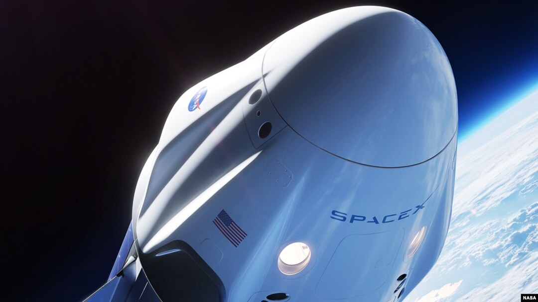 Илюстрация на капсулата Dragon на SpaceX в космоса