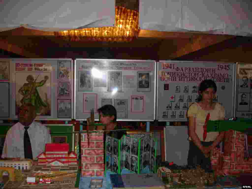 Литсей-интернатҳои тоҷикӣ-туркӣ дар Душанбе #13