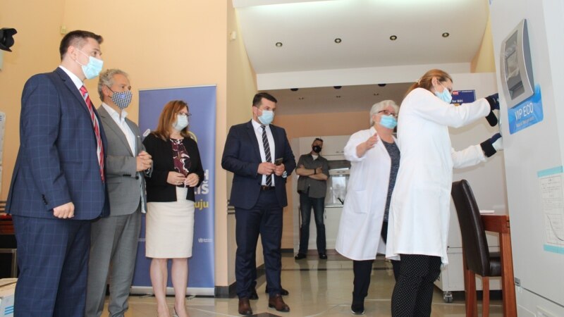 EU uručila vakcine i kisik-aparate mostarskoj bolnici
