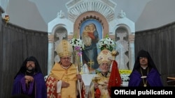 Armenia - Cardinal Leonardo Sandri (second from left) and Armenian Catholic Patriarch Gregory Peter XX (second from right) consecrate a new church in Gyumri, 24Sep2015.