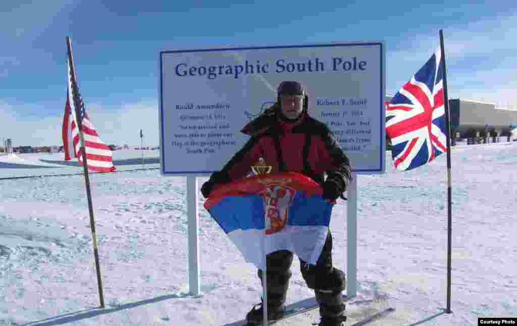 Srbija - Kragujevački alpinista, Dragan Jovović, je prvi Srbin koji je osvojio Južni pol, 23.01.2012. 