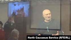 Aslan Gagijev tokom suđenja 4. oktobra 2021.