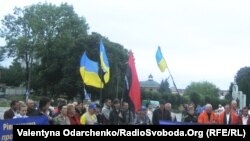 Акція протесту проти добудови Хмельницької АЕС, Острог, 2 серпня 2011 року