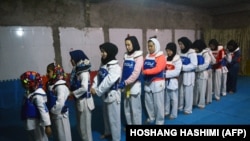 آرشیف- دختران ورزشکار در حال تمرین در ولایت هرات