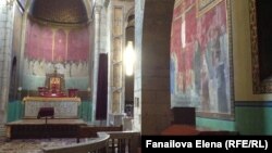 Ուկրաինա - Լվովի Սուրբ Աստվածածին հայկական կաթողիկե տաճարը, արխիվ