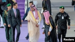 سفر بشار اسد به عربستان سعودی برای شرکت در اجلاس اتحادیه عرب گامی نمادین در پایان دادن به انزوای منطقه‌ای او به شمار می‌رود