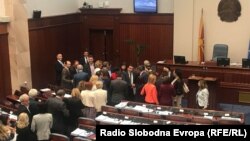 Парламент Македонії відкрив шлях до порозуміння з Грецією щодо назви країни