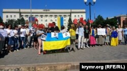 Акція на підтримку Олега Сенцова в Херсоні. 2 червня 2018 року