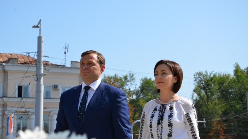 Liderii opoziției Maia Sandu și Andrei Năstase au îndemnat  cetățenii R. Moldova să lupte și în 2020 pentru democrație și stat de drept