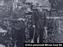 Mircea Carp, alături de Mihai Gheorghe Antonescu, în 1944, fotografie din arhiva personală a dlui Carp