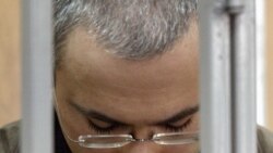 Условия содержания в СИЗО жестче, чем в колонии, объясняют адвокаты Ходорковского