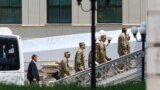 Украинската делегация пристига в двореца Чъраган в Истанбул за втория кръг от подновените мирни преговори с Русия, 2 юни 2025 г.
