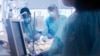 Операция по пересадке лёгкого в госпитале в Чикаго, май 2020