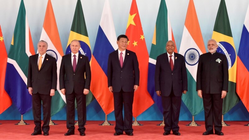 Liderii țărilor BRICS se adună în Africa de Sud