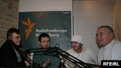 "Азатлык" радиосында түгәрәк өстәл сөйләшүе