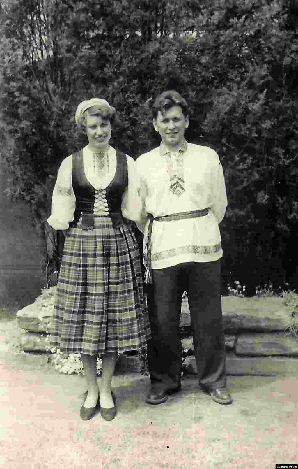 На вясельлі прафэсара Дэніса, Лювэн, 1951