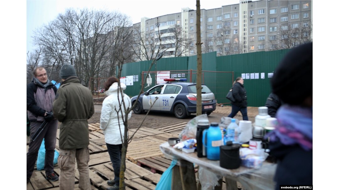 Пад'ехалі даішнікі, спыталі, ці ўсё добра