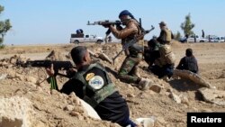 While Sunni tribes in Anbar are willing to fight IS, they have complained that they are seriously under-resourced and that the Iraqi government and army have failed to provide them with sufficient arms or ammunition.