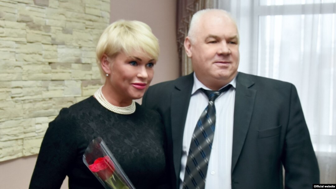 Светлана Талова (слева)