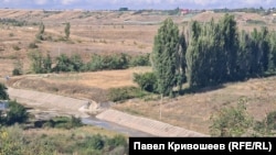 Долина реки Биюк-Карасу выше Белогорска. Когда-то здесь были яблоневые сады, сейчас об этом остались лишь воспоминания
