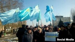 Марш мира в Мелитополе в поддержку крымских татар 