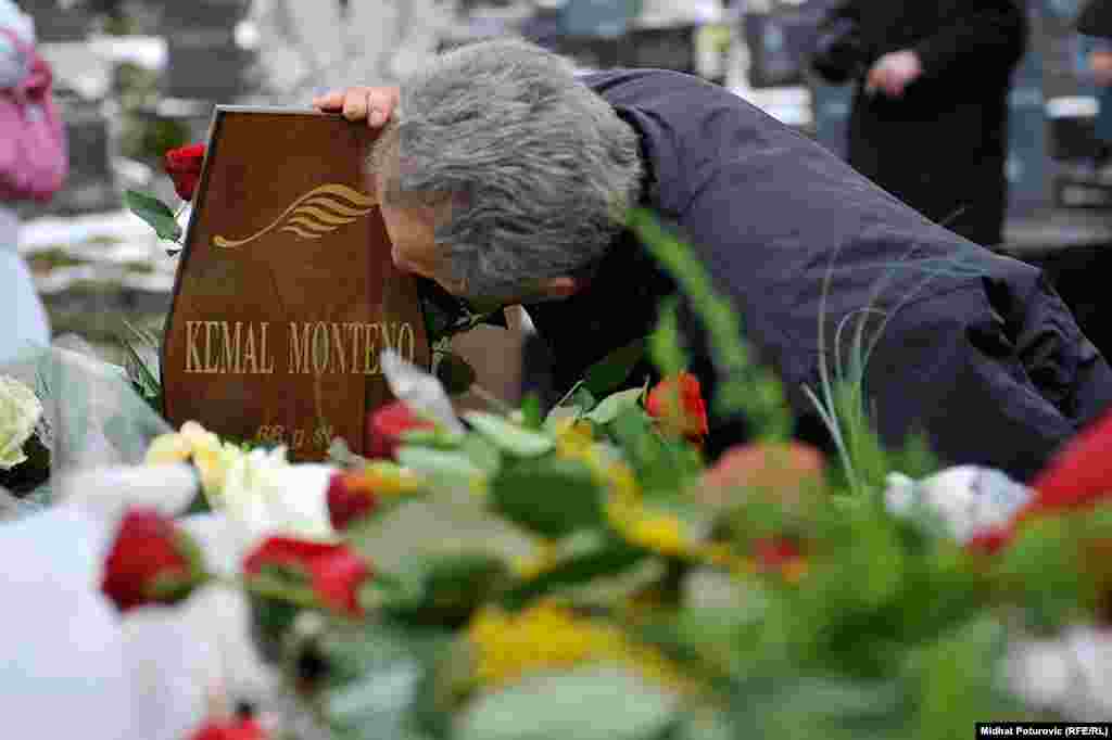 Bosnia and Herzegovina - Sarajevo - The funeral of Kemal Monteno in the Alley of the Greats at the Sarajevo cemetery Bare. During the rich career of singer released a total of 15 recordings, albums and the latest, 'What is life', came out two years ago. 2