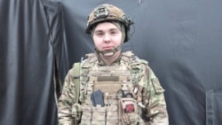 Atunci când s-a înrolat voluntar în Africa Corps al Armatei Rusești, Georgi Kochkin a crezut că va fi trimis în Africa. A dezertat când a aflat că urma să fie trimis în Ucraina.