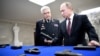 Путин подписал закон, запрещающий военным пользоваться смартфонами 
