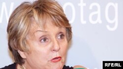Moldova - Josette Durrieu (fost raportor APCE)