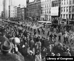 Парад Германо-американского союза в Нью-Йорке. 30 октября 1939 года. Из собрания Библиотеки Конгресса США