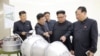 Ким Чен Ын в Институте ядерного оружия (архивное фото)