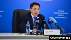 Комиссар по правам человека в Казахстане Аскар Шакиров (архив)