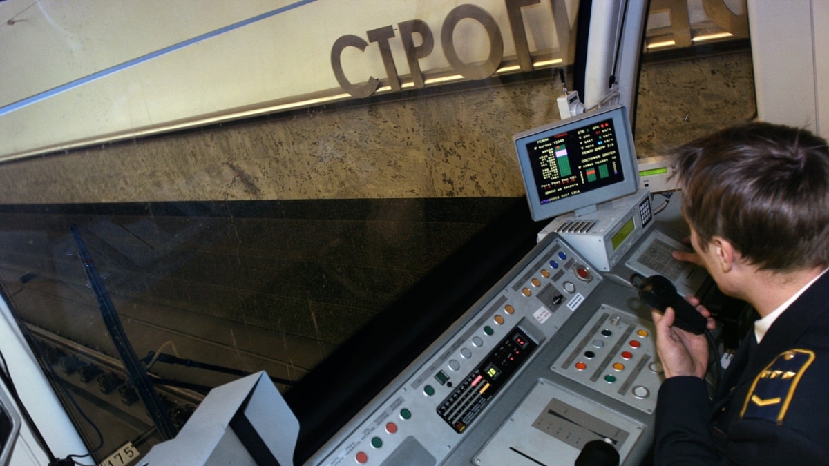"Я устал бояться": машинист против Московского метрополитена - Vimarsana News
