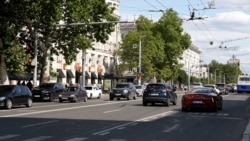 Vinietă obligatorie și taxă pe mașină, din 2028. Guvernul propune biruri noi șoferilor
