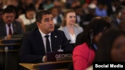 შალვა პაპუაშვილი საქართველოში აკრედიტებულ დიპლომატებს მიმართავს