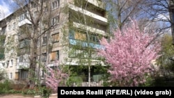 Пошкоджена внаслідок російських обстрілів багатоповерхівка, Дружківка, Донецька область, квітень 2026 року