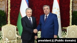 Шавкат Мирзиёев ва Эмомалӣ Раҳмон