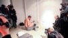 № 001 &ndash; Андрей Кузькин &laquo;ВСЕ ВПЕРЕДИ&raquo;. 2011 год. Перформанс в &laquo;Открытой галерее&raquo;. Courtesy &laquo;Открытая галерея&raquo;