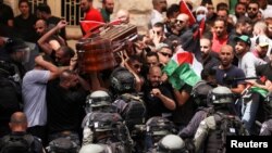 Sukobi na sahrani novinarke Širin Abu Akleh u Jerusalimu, 13. maj 2022.