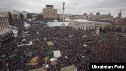 Мітинг на майдані Незалежності в Києві, 8 грудня 2013 року