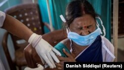 هند کې د کرونا ویروس ضد واکسین د تطبیق لړۍ